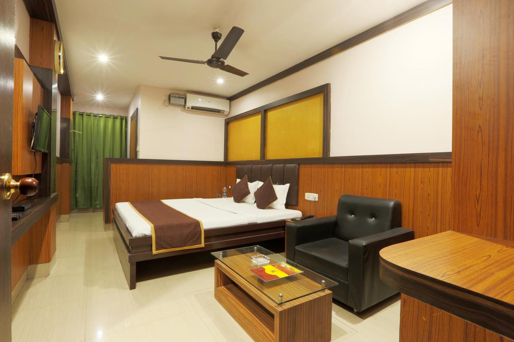 Hotel Dream City Guwahati Bagian luar foto