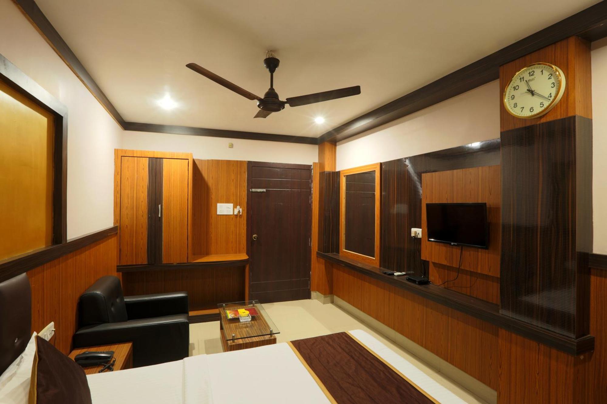 Hotel Dream City Guwahati Bagian luar foto