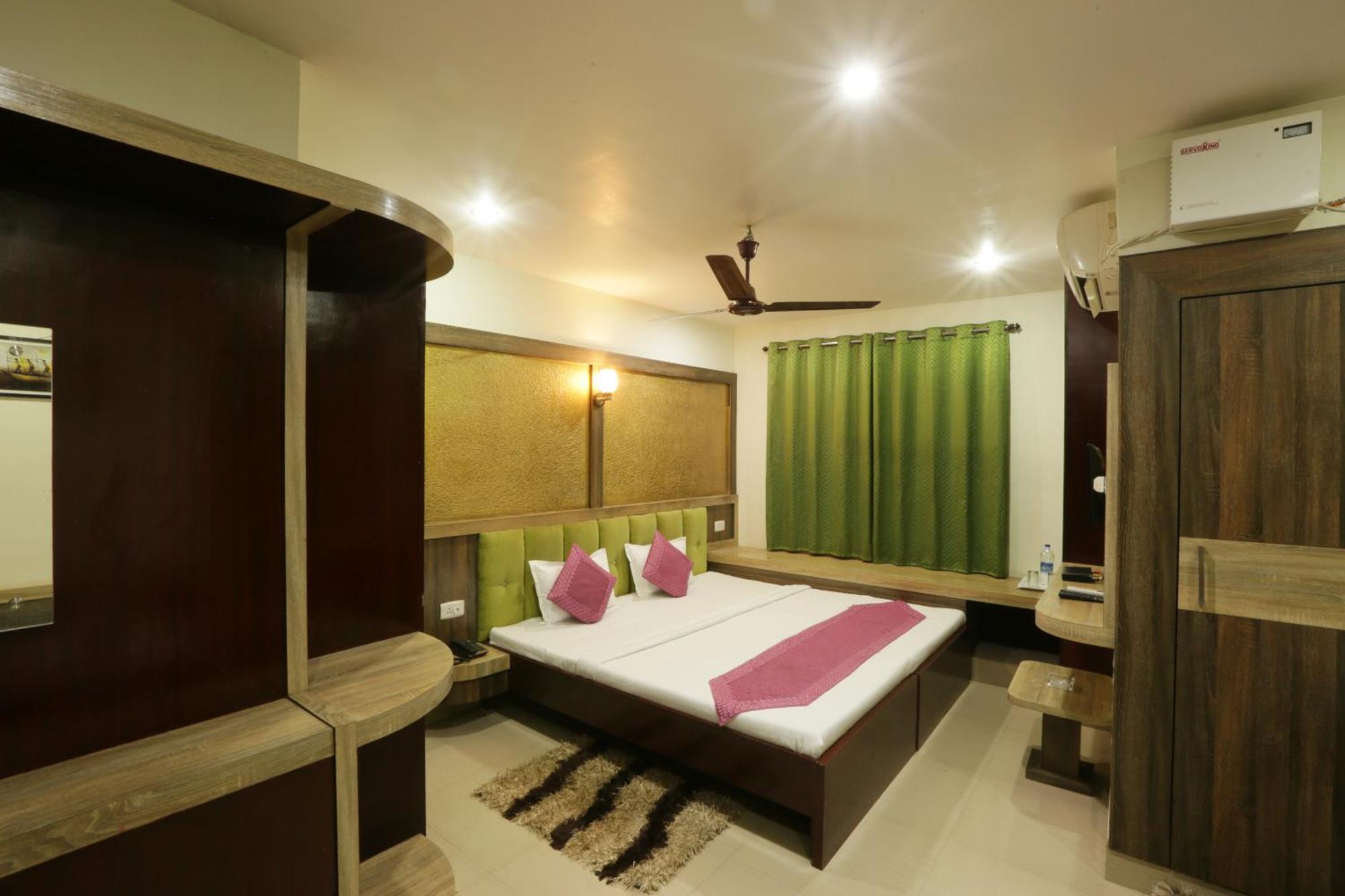 Hotel Dream City Guwahati Bagian luar foto