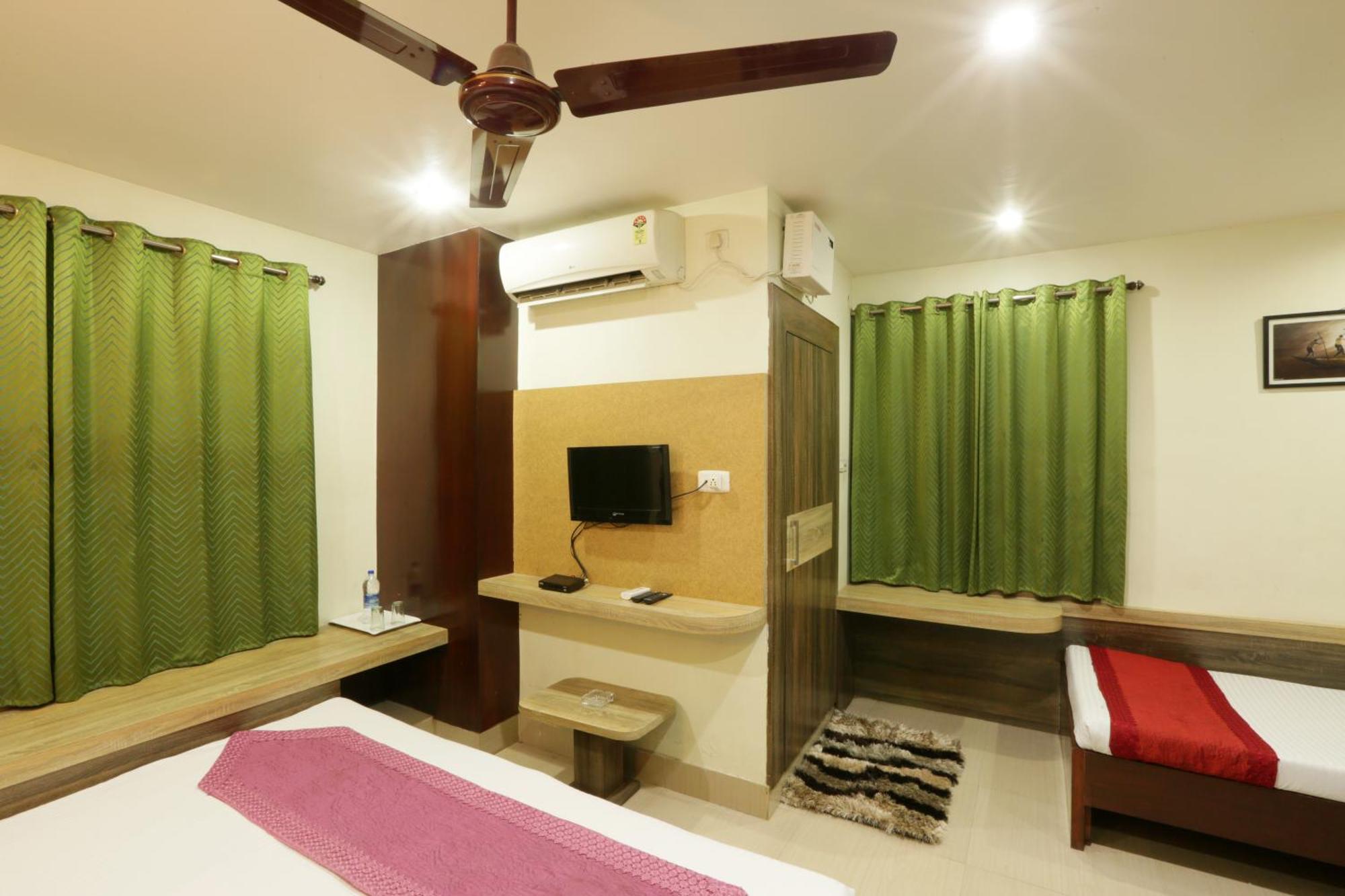 Hotel Dream City Guwahati Bagian luar foto