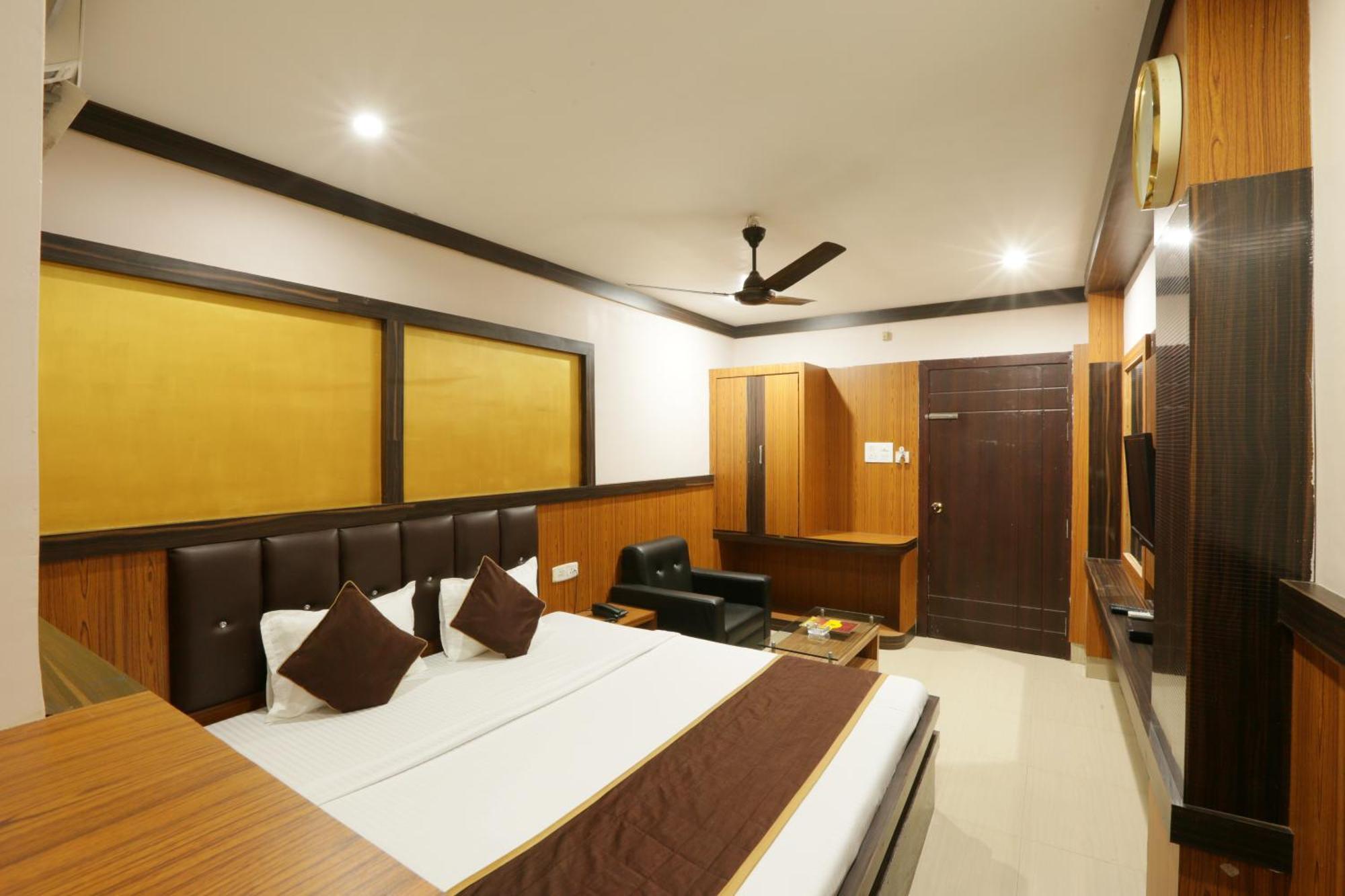 Hotel Dream City Guwahati Bagian luar foto